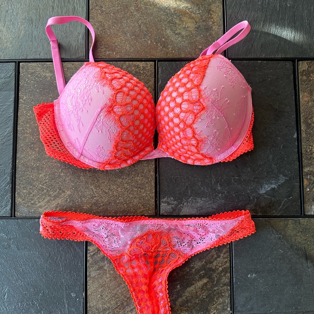 Victoria's Secret Pink and Orange Lace Bra Set 32D & XS